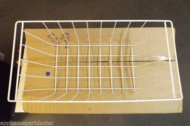 MAYTAG REFRIGERATOR 68001590 BASKET LOWER NEW IN BOX MAYTAG REFRIGERATOR 68001590 BASKET LOWER NEW IN BOX
